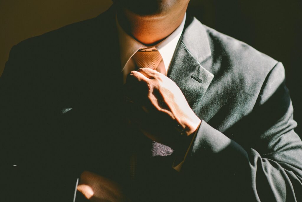 Building formal relationships on LinkedIn